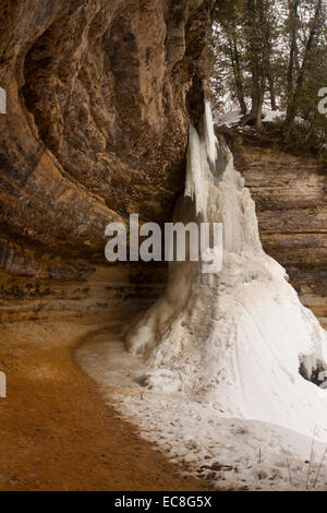 Munising Falls dans la haute péninsule du Michigan Banque D'Images