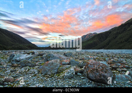 Rivière glaciaire, Glacier Franz Josef, Nouvelle-Zélande Banque D'Images