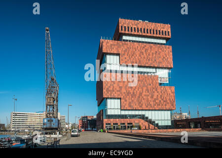 Anvers, Flandre, Belgique - 13 novembre 2014, de l'extérieur du MoMu Musée Mode Banque D'Images