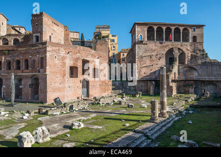 Forum de Trajan, la maison de l'Ordre de Malte avec loggia à l'arrière, également Casa dei Cavalieri di Rodi Banque D'Images