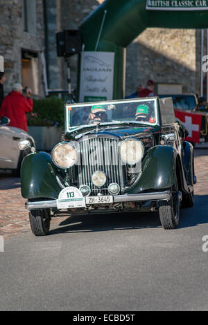 Rolls Royce vintage voitures au départ de l'annuel de l'automobile classique britannique, 2014 St.Moritz, Suisse. Banque D'Images