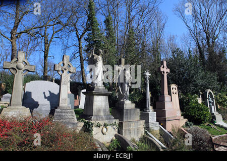 United Kingdom North London east Highgate Cemetery Banque D'Images