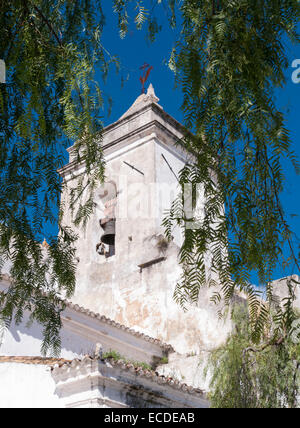 Bell Tower, Igreja de Santa Maria do Castelo, Tavira, Algarve, Portugal, Février 2014 Banque D'Images