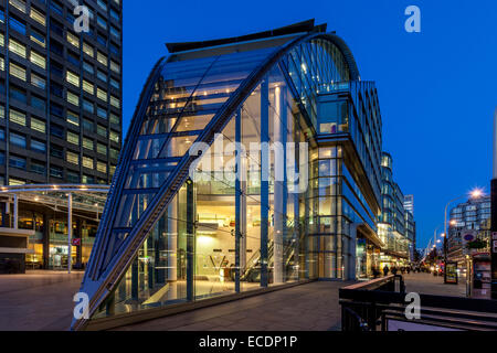 Le Cardinal Place, Victoria Street, Londres, Angleterre Banque D'Images