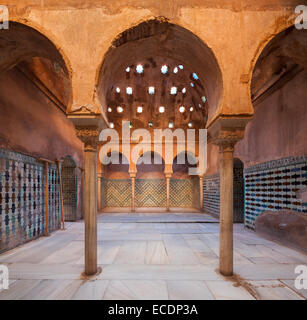 Hammam, Hammam, Bains Arabes dans l'Alhambra Palace Château Grenade Espagne. Banque D'Images