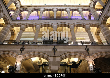 Centre commercial Magna Plaza Amsterdam architecture d'intérieur Banque D'Images