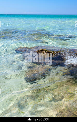 Plage de Baia Verde près de Gallipoli, Salento, Italie Banque D'Images