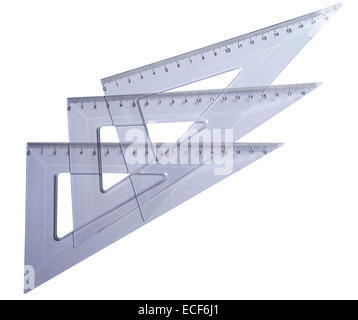 Transparetn métriques triangle plastique isolé avec clipping path (w/o) de l'ombre. De très haute résolution et de nombreux détails. Banque D'Images