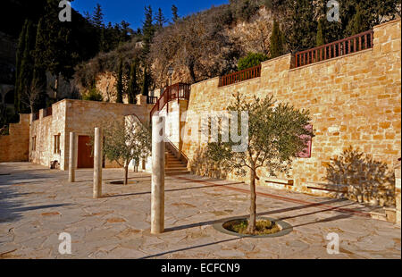 Les jardins du monastère d'Agios Neofytos Paphos Chypre Banque D'Images