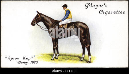 Carte de cigarettes par la cigarette du joueur vedette Spion Kop gagnant du derby en 1920 avec jockey Frank O'Neill publié par John Player & Sons en 1933 Banque D'Images