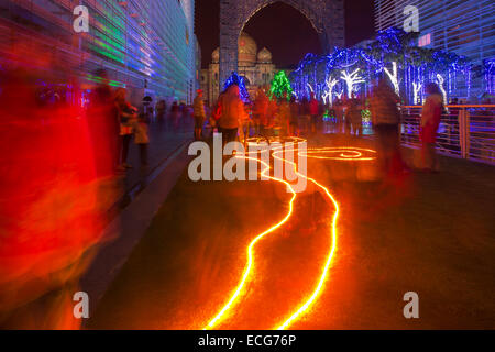 12, décembre 2014 - Putrajaya, Malaisie, du territoire fédéral. Lumière et mouvement Festival 2014 Putrajaya. Banque D'Images