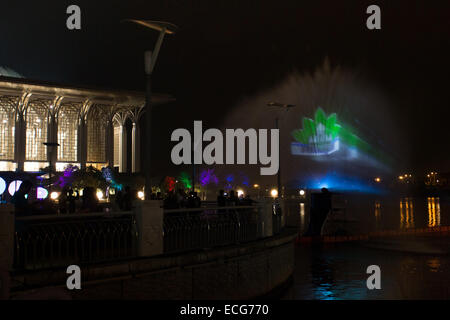 12, décembre 2014 - Putrajaya, Malaisie, du territoire fédéral. Lumière et mouvement Festival 2014 Putrajaya. Banque D'Images