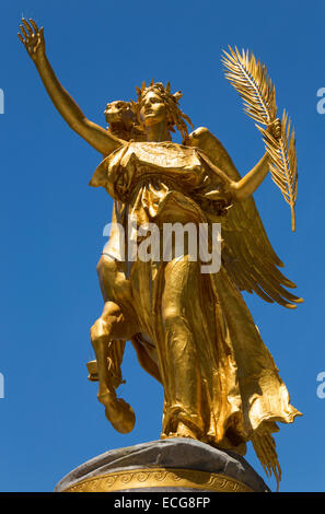 -Doré statue en bronze de William Tecumseh Sherman dans Grand Army Plaza, New York Banque D'Images