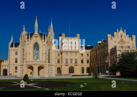 Château de Lednice (Eisgrub) , South Moravia, République Tchèque Banque D'Images