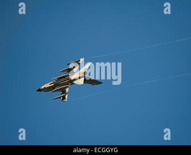 L'Armée de l'air Luftwaffe 46 +46 Panavia Tornado ECR sur RAF Lossiemouth Moray, en Écosse. 9348 SCO. Banque D'Images