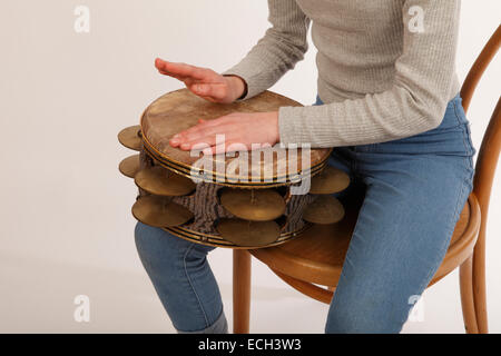 Le jeu Eyptian Riq instrument de percussion à main Banque D'Images
