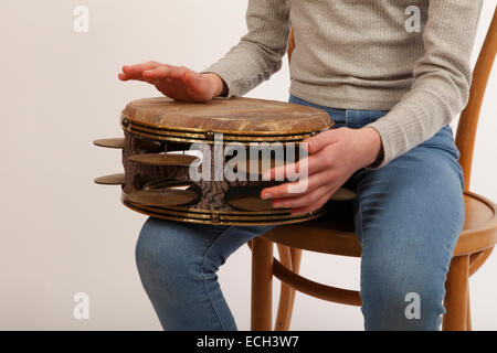 Le jeu Eyptian Riq instrument de percussion à main Banque D'Images