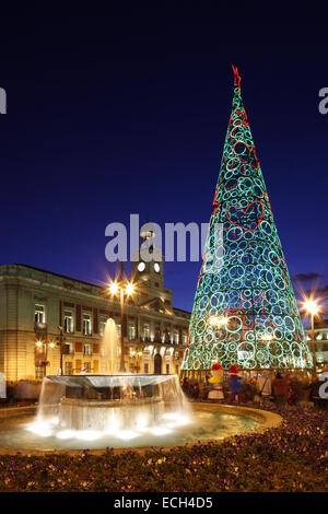 Arbre de Noël, la Plaza de la Puerta del Sol, Madrid, Espagne Banque D'Images