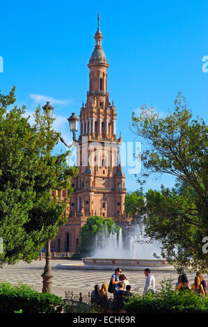 Plaza de España dans le parc María Luisa, Séville, Andalousie, Espagne, Europe Banque D'Images