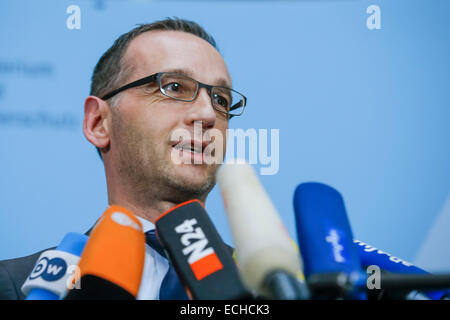 Berlin, Allemagne. 15 Décembre, 2014. Déclaration du ministre allemand de la justice Heiko Maas sur le sujet 'Pegida» au Ministère fédéral de la justice le 15 décembre 2014 à Berlin, Allemagne. / Photo : Heiko Maas (SPD), Ministre allemand de la Justice. Credit : Reynaldo Chaib Paganelli/Alamy Live News Banque D'Images