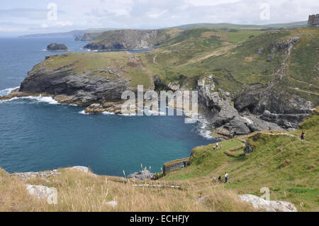 Ruines du château de Tintagel, sur la côte nord des Cornouailles Banque D'Images