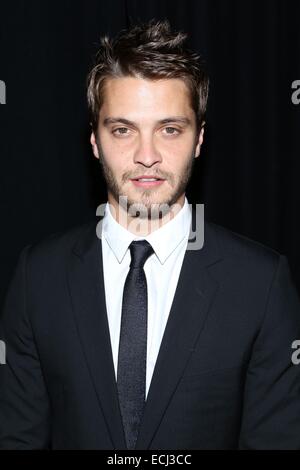 New York, NY, USA. Le 15 décembre, 2014. Luke Grimes aux arrivées pour SNIPER AMÉRICAIN Premiere, Jazz at Lincoln Center's Frederick P. Rose Hall, New York, NY Le 15 décembre, 2014. Credit : Andres Otero/Everett Collection/Alamy Live News Banque D'Images