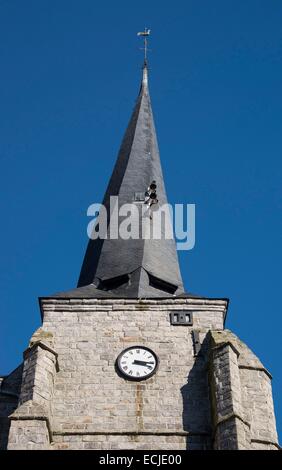 France, Seine Maritime, Offranville, tordu tour de l'église Banque D'Images