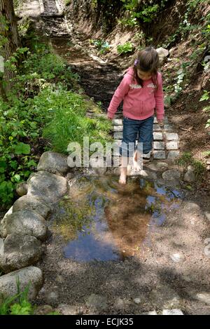 France, Vosges, La Bresse, Bol d'activités en plein air l'air, Sentier pieds nus Banque D'Images