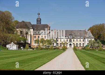 France, Somme, Argoules, Abbaye Valloires, de l'allée dans les jardins Banque D'Images