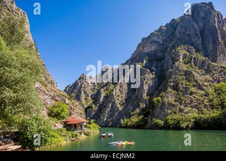 République de Macédoine, Saraï, le lac et le canyon de Matka, alimenté par la rivière Treska Banque D'Images
