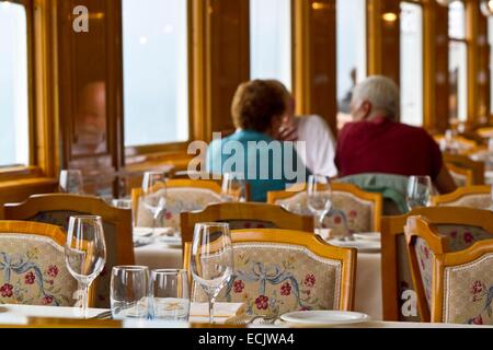 Suisse, Canton de Vaud, vignoble en terrasses du Lavaux, classé patrimoine mondial de l'UNESCO, il s'étend de Montreux à Lausanne sur 32km le long du lac Léman et sur 900ha Banque D'Images