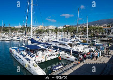 Le Portugal, l'île de Madère, Funchal, la marina Banque D'Images
