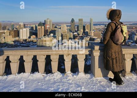 Canada, Québec, Montréal en hiver, le centre-ville et ses gratte-ciel du belvédère Kondiaronk Banque D'Images