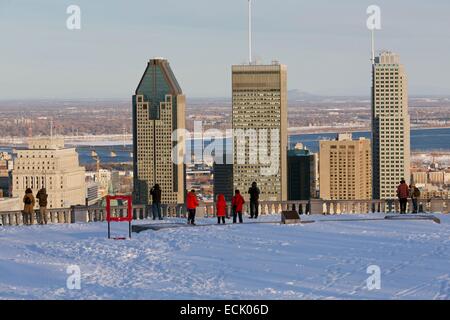 Canada, Québec, Montréal en hiver, le centre-ville et ses gratte-ciel du belvédère Kondiaronk Banque D'Images