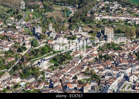 France, Vienne, Chauvigny, le village et ses cinq châteaux (vue aérienne) Banque D'Images