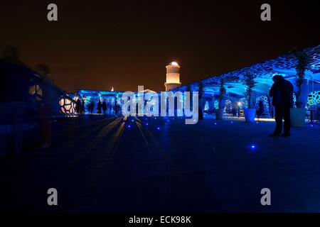 France, Bouches du Rhône, Marseille, zone euro-méditerranéenne, MuCEM Musée des civilisations de l'Europe et de la Méditerranée R. Ricciotti et R. Carta architectes, éclairage Yann Kersale Banque D'Images