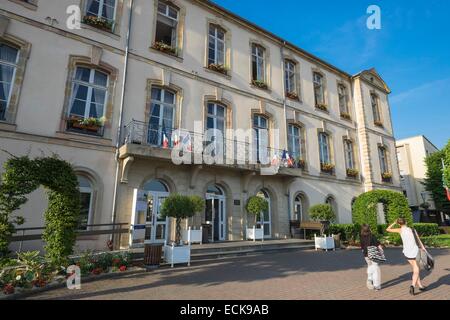 France, Moselle, Saint-Avold, Henriette de Lorraine château, construit au début du 18e siècle, abrite l'hôtel de ville Banque D'Images