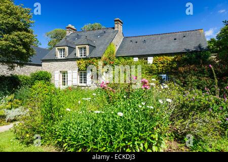 France, Manche, Cotentin, le Cap de la Hague, Omonville la Petite, Maison Jacques Prévert est un musée situé dans la maison où le poète a vécu pendant les dernières années de sa vie Banque D'Images