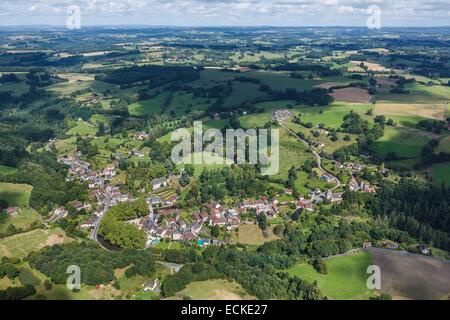 France, Corrèze, Segur le Chateau, étiqueté Les Plus Beaux Villages de France (Les Plus Beaux Villages de France), le village (vue aérienne) Banque D'Images