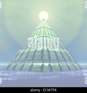 Pyramide en verre transparent avec en face d'effacer le coucher du soleil Banque D'Images