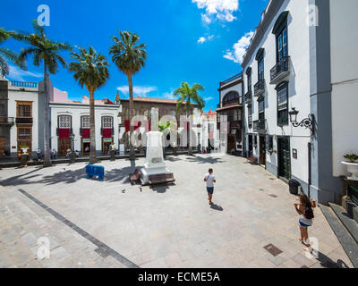 Vue de l'église Iglesia Matriz de El Salvador de la Plaza de España, Santa Cruz de La Palma, La Palma, Canary Islands, Spain Banque D'Images