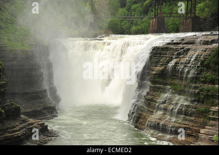 Genesee River Upper Falls, Letchworth State Park, New York, United States Banque D'Images