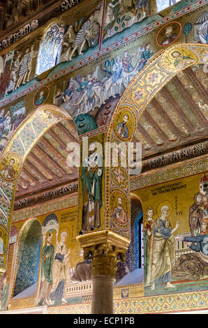 Palerme Italie - 2 octobre 2012 : La Chapelle Palatine dans le palais des Normands. Chapelle Palatine est l'exemple de l'arabo-normand par Banque D'Images