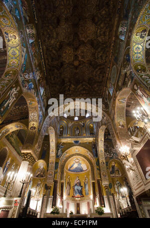 Palerme Italie - 2 octobre 2012 : La Chapelle Palatine dans le palais des Normands. Chapelle Palatine est l'exemple de l'arabo-normand par Banque D'Images