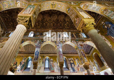 Palerme Italie - 2 octobre 2012 : La Chapelle Palatine dans le palais des Normands. Chapelle Palatine est l'exemple de l'arabo-normand par Banque D'Images