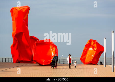 Œuvre d'art, Rock 'étrangers' metal l'installation de l'artiste flamand Arne Quinze, à la Heldenplatz, promenade à Oostende Banque D'Images