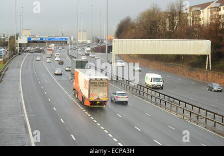 L'autoroute M8 dans la région de Glasgow, Ecosse Banque D'Images