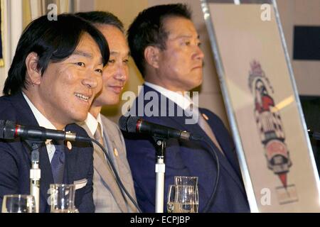 (L-R) Hideki Matsui, Toru, Arai Tatsunori Hara, le 17 décembre 2014 - Baseball : (L à R) Ancien de New York Yankees Hideki Matsui, Toru Arai président de Morinaga & CO., LTD et Tatsunori Hara manager de Yomiuri Giants assister à la conférence de presse au Club des correspondants étrangers du Japon le 17 décembre 2014 à Tokyo, Japon. Le baseball superstars et Hideki Matsui va à l'organisme de bienfaisance "TOMODACHI Baseball jeu' pour encourager les enfants à Tohoku et améliorer la relation forte entre l'Amérique et les enfants japonais à travers le baseball. L'événement aura lieu dans le Tokyo Dome le 21 mars 2015. (P Banque D'Images
