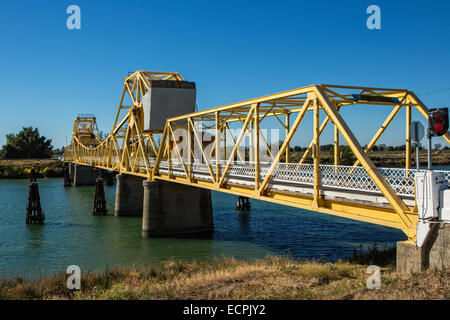 Paintersville Pont sur la rivière Sacramento à Courtland, Californie Banque D'Images