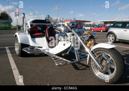 Volkswagen VW Beetle moteurs moteur trike powered coléoptères télévision quatre moteurs moteur boxer à trois roues trikes à roues de vélo voiture kit Banque D'Images